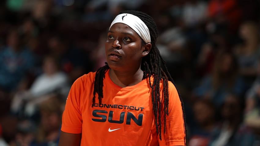 New York Liberty Acquire Frontcourt Duo of Jonquel Jones and Kayla Thornton In Three-Team Deal