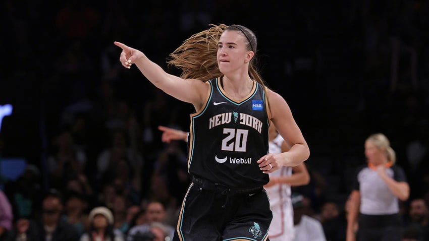 WNBA Player Props Today: Sabrina Ionescu, Betnijah Laney Among Best Picks (9/15/2023)